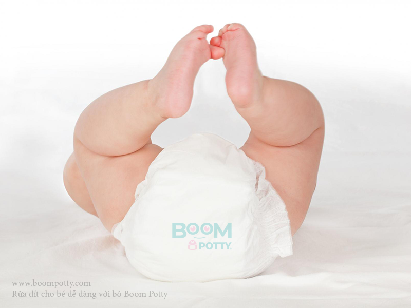 Easy way to wash your baby bottom by Boom Potty
