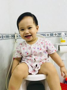 Đánh giá bô vệ sinh Boom Potty của mẹ Yang Nguyễn